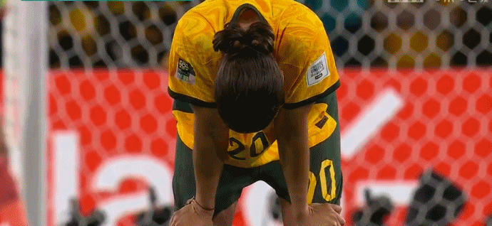 金年会注册-意甲集结日再迎强敌，瓦伦西亚遗憾出局，主帅态度：话题不断，控场能力受关注(曼城正式签下阿根廷中场埃切维里)